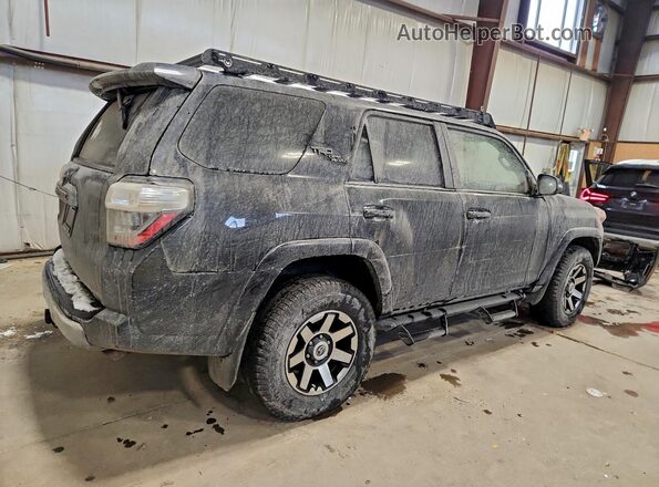 JTERU5JR9M5945832 2021 TOYOTA 4RUNNER Black Trasero derecho