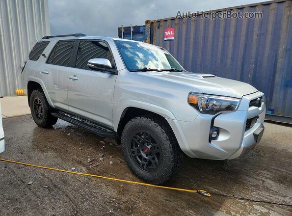 JTERU5JRXN6007530 2022 TOYOTA 4RUNNER Silver Առջևի աջ