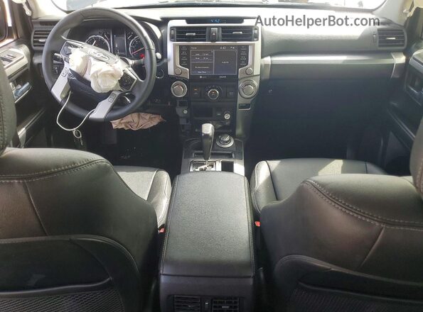JTESU5JR6P6130522 2023 TOYOTA 4RUNNER Угольный Вид панели приборов