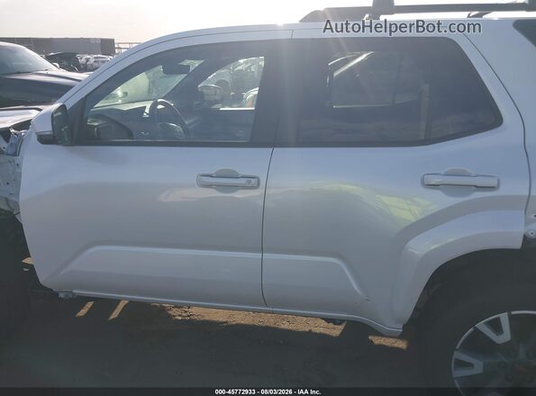 JTEVA5BR3T5111706 2026 TOYOTA 4RUNNER White 