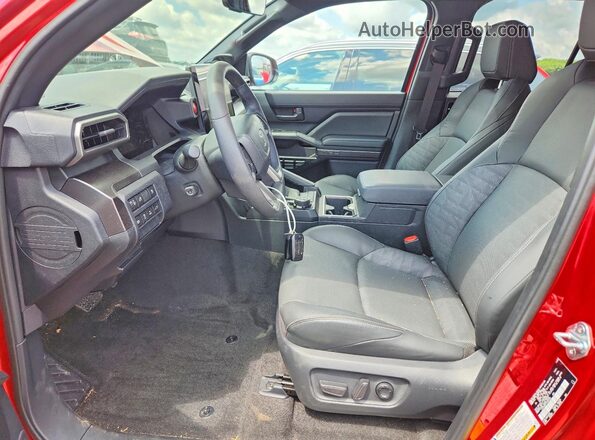 JTEVA5BR7T5081030 2026 TOYOTA 4RUNNER Red Vista interior delantera