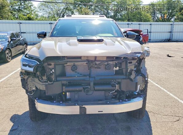 JTEVB5BR6S5004628 2025 TOYOTA 4RUNNER Tan Front view
