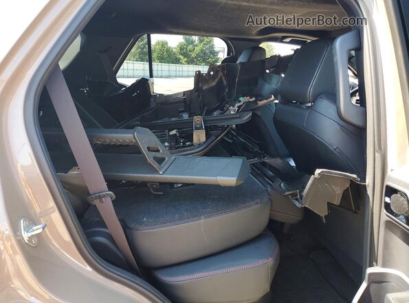 JTEVB5BR6S5004628 2025 TOYOTA 4RUNNER Tan Rear interior view
