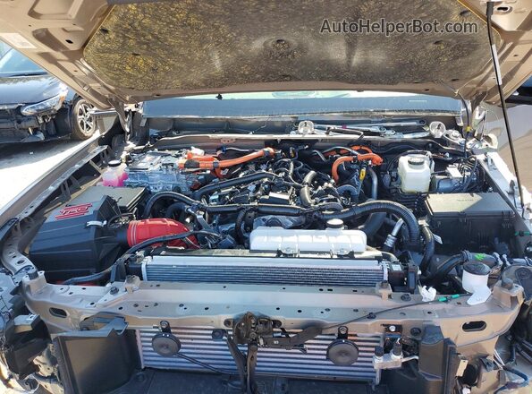 JTEVB5BR6S5004628 2025 TOYOTA 4RUNNER Tan Engine compartment view
