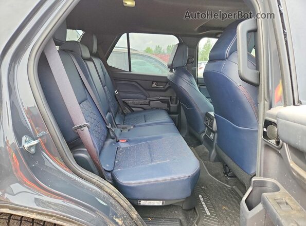 JTEVB5BR7S5024029 2025 TOYOTA 4RUNNER Gray უკანა სალონის ხედი