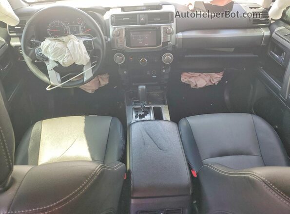JTEZU5JR2K5207254 2019 TOYOTA 4RUNNER Silver Widok deski rozdzielczej