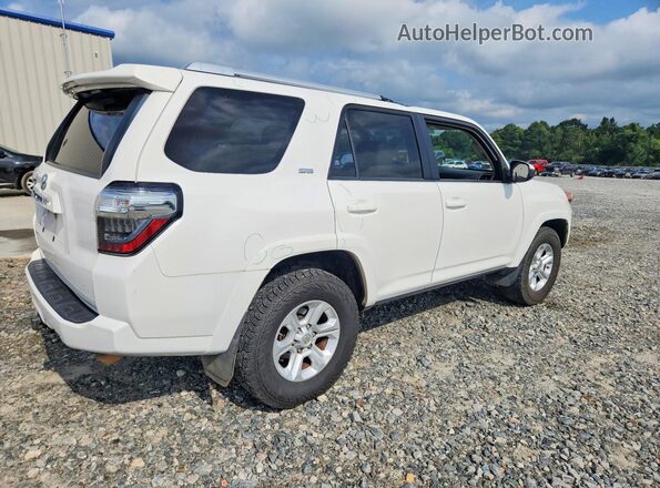 JTEZU5JR3G5113746 2016 TOYOTA 4RUNNER Белый Задняя правая четверть