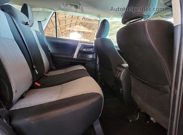 JTEZU5JR4H5153917 2017 TOYOTA 4RUNNER Бордовый Вид задней части салона