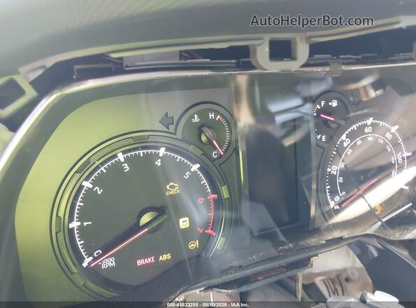 JTEZU5JR5L5215818 2020 TOYOTA 4RUNNER Red Widok tylnych siedzeń
