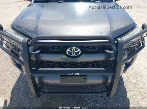 JTEZU5JR7G5138861 2016 TOYOTA 4RUNNER Gray Widok z przodu