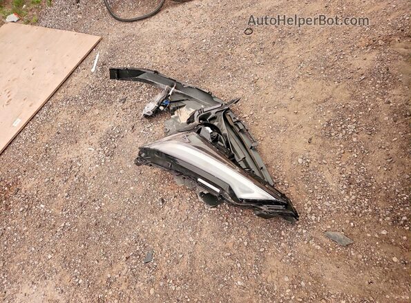 JTHB9JBH0R2071691 2024 LEXUS UX Blue Widok naklejki z numerem VIN