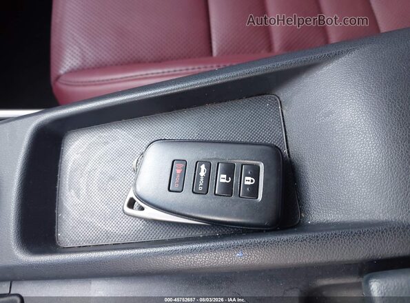 JTHBA1D22H5048796 2017 LEXUS IS 200T White Вид панелі приладів