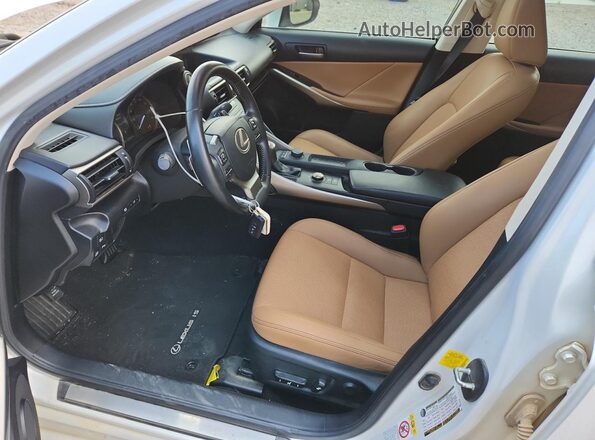 JTHBA1D22J5082470 2018 LEXUS IS White Vista interior delantera