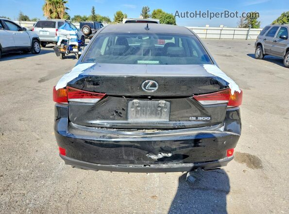 JTHBA1D22K5092966 2019 LEXUS IS Black უკანა ხედი
