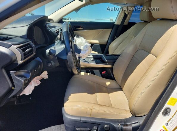 JTHBA1D23J5063944 2018 LEXUS IS White Vista interior delantera