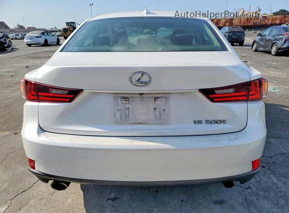 JTHBA1D24G5037622 2016 LEXUS IS White უკანა ხედი