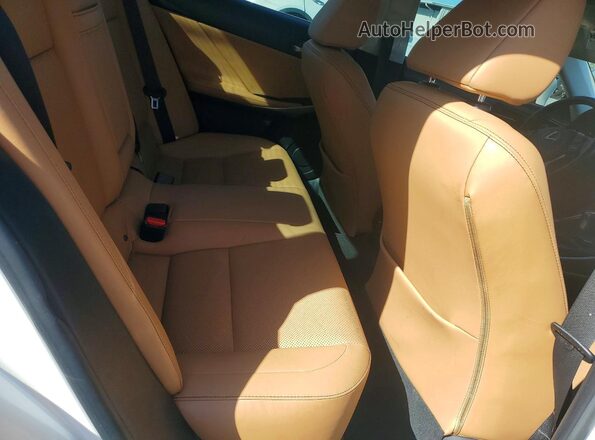 JTHBA1D25H5055385 2017 LEXUS IS White Вид задніх сидінь