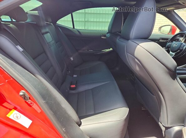 JTHBA1D26H5044976 2017 LEXUS IS Red Հետևի նստատեղերի տեսք