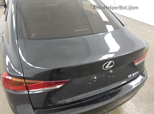 JTHBA1D28J5067164 2018 LEXUS IS Черный 