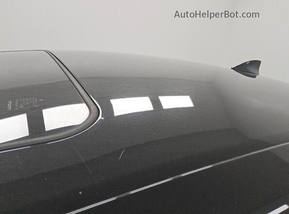 JTHBA1D28J5067164 2018 LEXUS IS Черный 