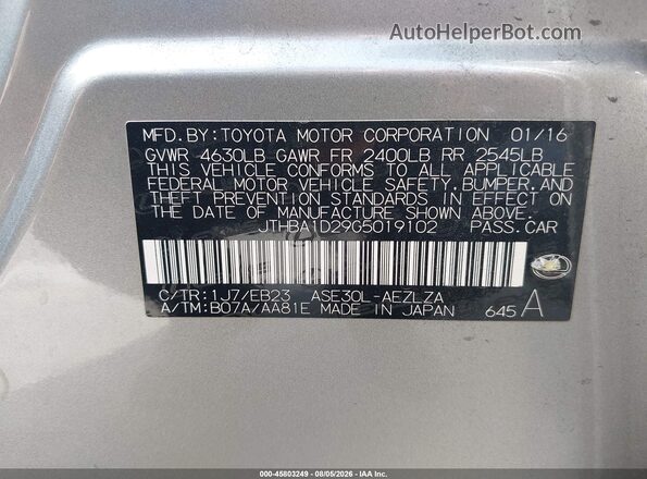JTHBA1D29G5019102 2016 LEXUS IS 200T Silver Vista del compartimento del motor