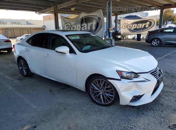JTHBA1D2XG5008299 2016 LEXUS IS Белый Передняя правая четверть
