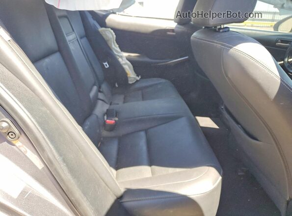 JTHBA1D2XJ5070759 2018 LEXUS IS Gray Vista de los asientos traseros