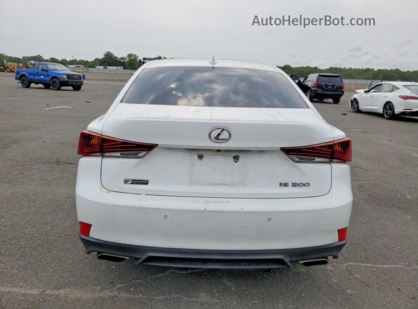 JTHBA1D2XJ5079199 2018 LEXUS IS White Вид ззаду