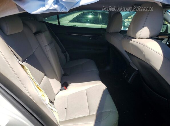 JTHBK1GG7G2227534 2016 LEXUS ES Silver Вид задніх сидінь