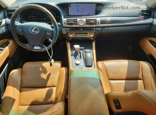 JTHBL5EF9H5143889 2017 LEXUS LS White Widok deski rozdzielczej