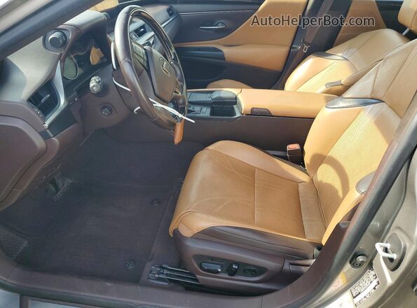JTHBZ1B13K2002583 2019 LEXUS ES Silver Front interior view
