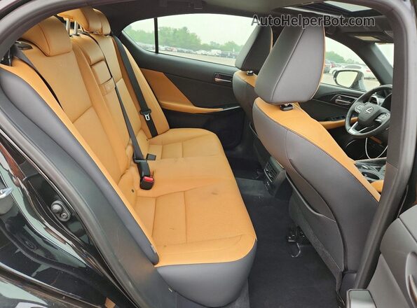 JTHBZ1E20T5045914 2026 LEXUS IS Black Vista de los asientos traseros