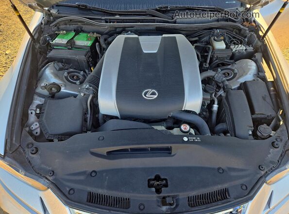 JTHC81D21K5038588 2019 LEXUS IS Silver უკანა სალონის ხედი