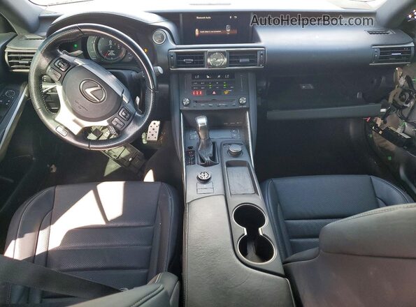 JTHC81D26K5038344 2019 LEXUS IS Серебряный Вид панели приборов