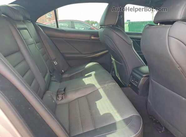 JTHC81D26K5038344 2019 LEXUS IS Серебряный Вид задних сидений