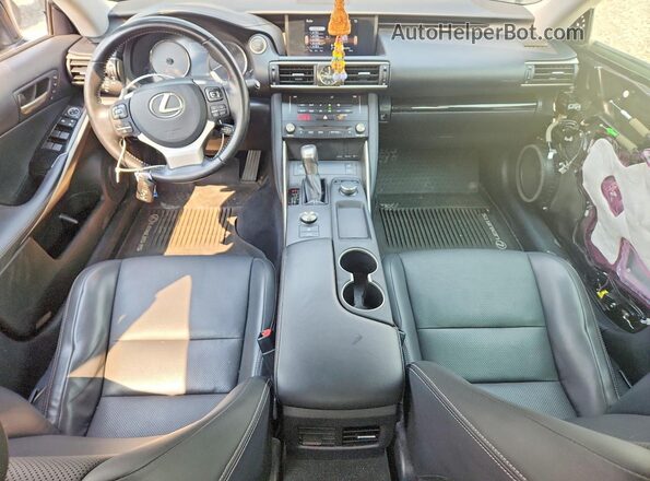 JTHC81D27J5033121 2018 LEXUS IS Черный Вид панели приборов