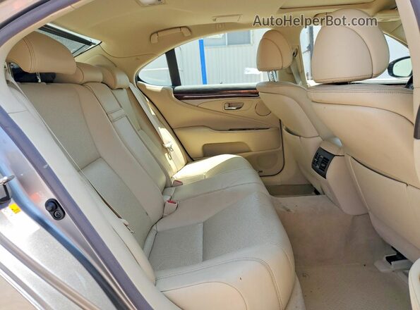 JTHCL5EF2G5027520 2016 LEXUS LS Серебряный Вид задних сидений