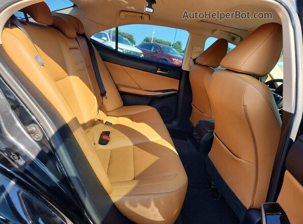 JTHCM1D24H5016377 2017 LEXUS IS Black Widok tylnych siedzeń