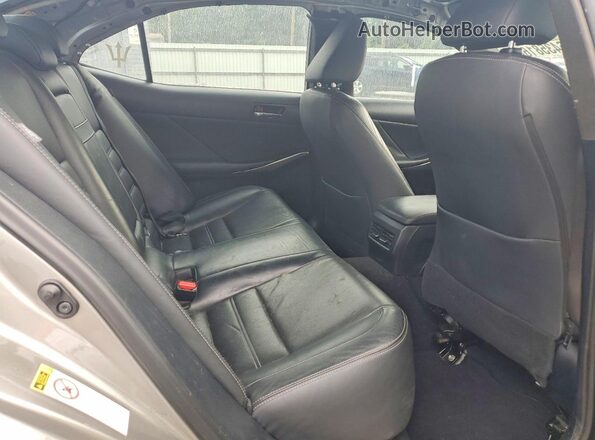 JTHCM1D29G5003039 2016 LEXUS IS Gray Vista de los asientos traseros