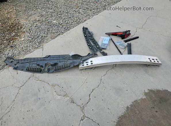 JTHD81F28P5052402 2023 LEXUS IS Серебряный Вид подкапотного пространства