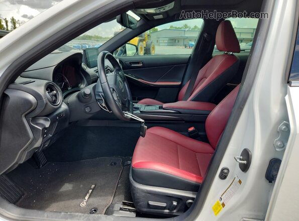 JTHDA1D2XR5133024 2024 LEXUS IS Белый Вид салона спереди