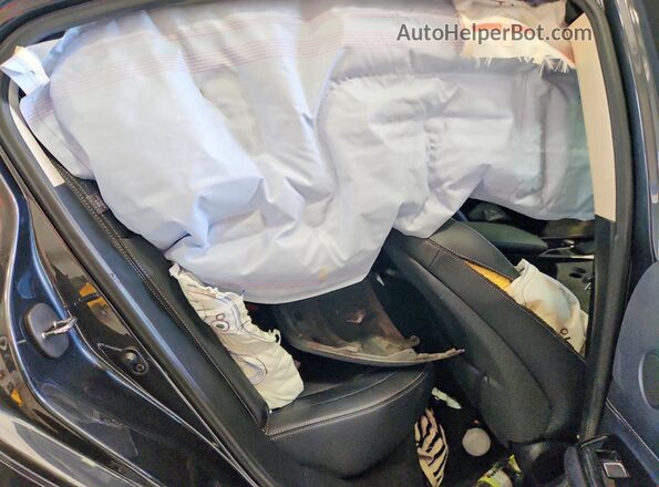 JTHFZ1BL4LA020374 2020 LEXUS GS Black Widok tylnych siedzeń