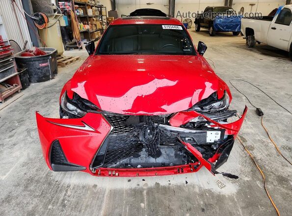 JTHG81F21L5041314 2020 LEXUS IS Red Widok z przodu