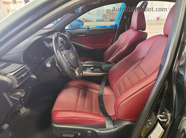 JTHG81F25L5041218 2020 LEXUS IS Серый Вид салона спереди