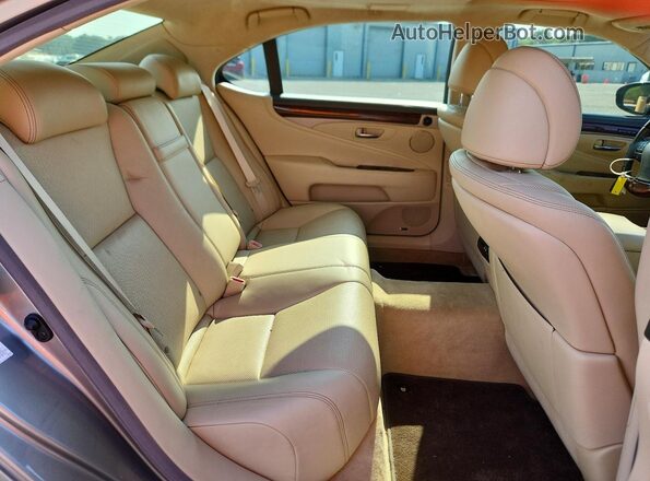 JTHGL5EF6G5056486 2016 LEXUS LS Silver უკანა სავარძლების ხედი