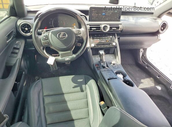 JTHGZ1B25N5054508 2022 LEXUS IS Silver Widok deski rozdzielczej