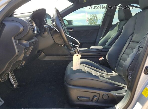 JTHGZ1B29M5043509 2021 LEXUS IS Silver Widok wnętrza z przodu
