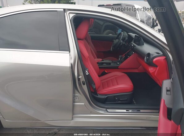 JTHGZ1B2XP5066009 2023 LEXUS IS 350 Серебряный Вид салона спереди