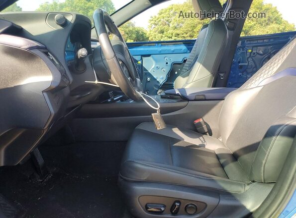 JTHP9JBH6M2047331 2021 LEXUS UX Синий Вид салона спереди