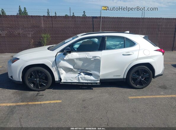 JTHP9JBH7M2047418 2021 LEXUS UX 250H White 360 interior view